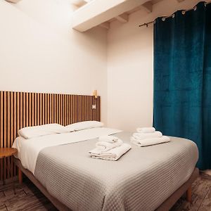 Camera standard con letto king size